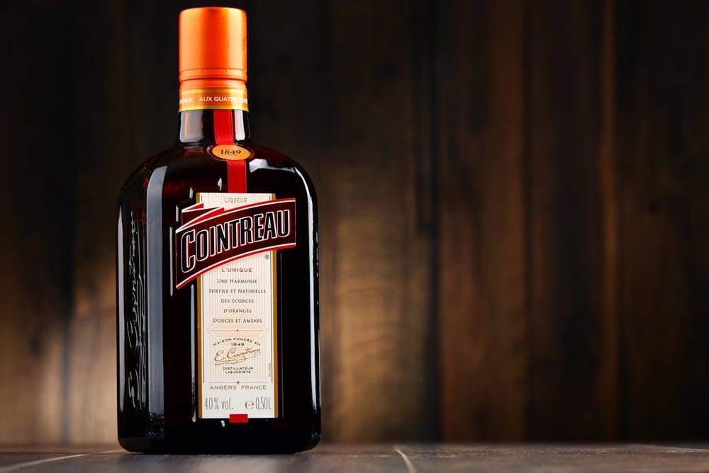 Rémy Cointreau action logo