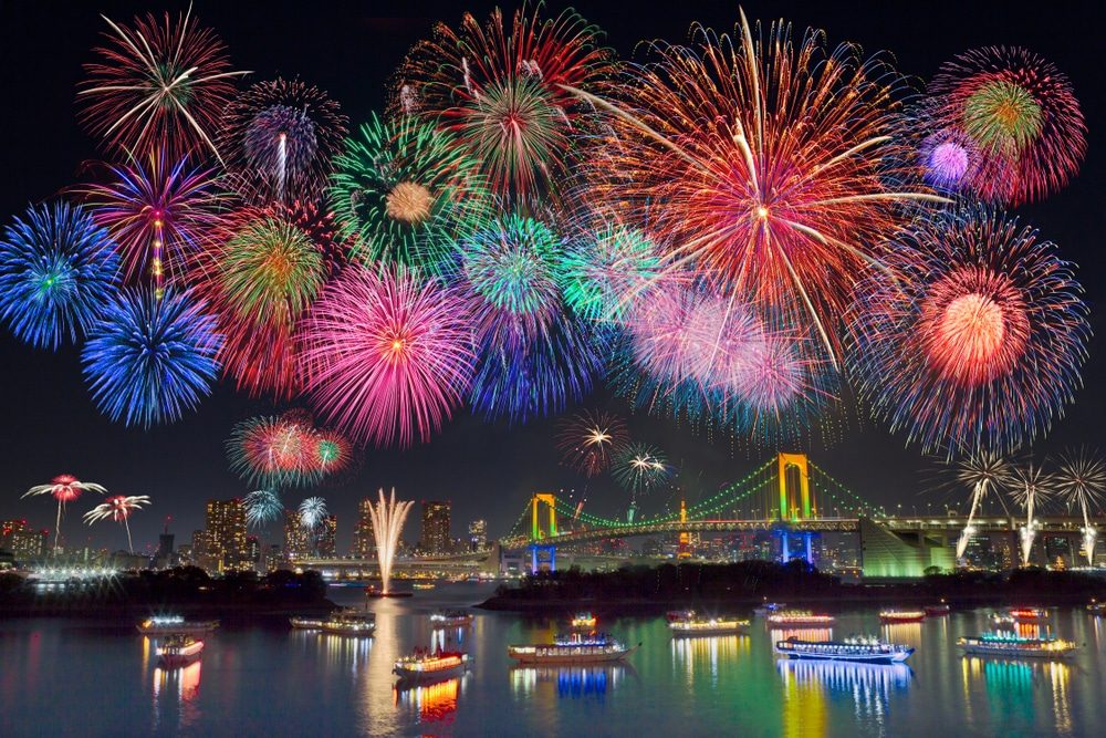 feu d'artifice Japon Tokyo