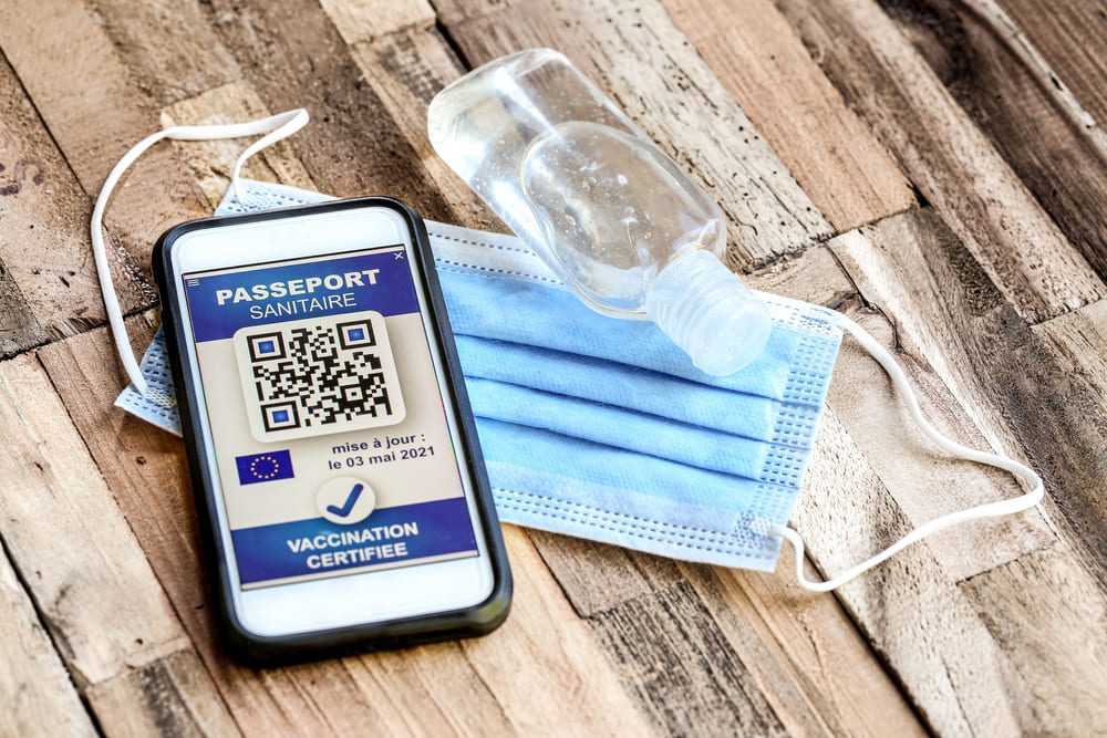 Détente des taux, tensions sanitaires et sociales