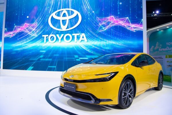 Toyota_en_avant