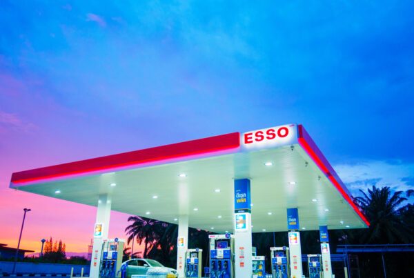 esso_en_avant
