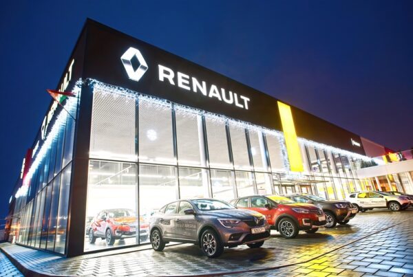 Renault_en_avant