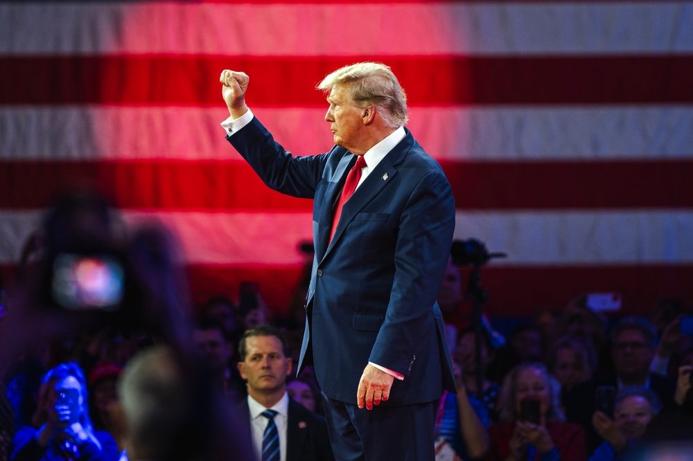 Trump_en_avant