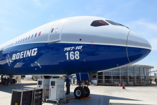 Boeing_en_avant