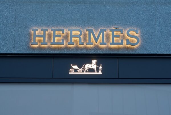 Hermes_en_avant
